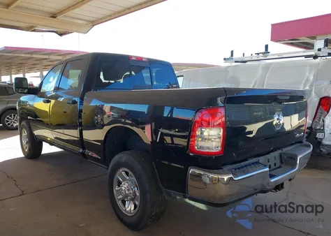 2023 Ram 2500 Tradesman 4X4 6'4 Box z USA, uszkodzony, nr VIN 3C6UR5CL8PG616892